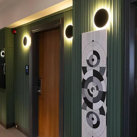 Sky Luxe Hotel *