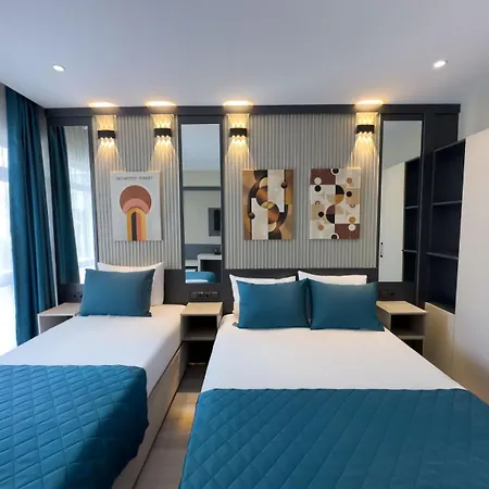 Sky Luxe Hotel