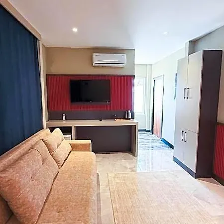 Sky Luxe Konyaalti 5*