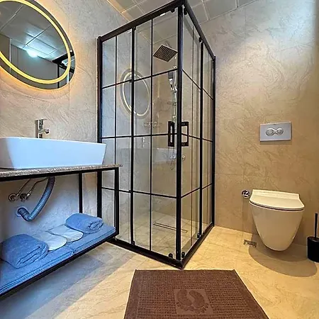 Sky Luxe Konyaalti 5* Antalya