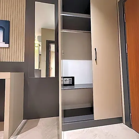 Sky Luxe Konyaalti 5* Antalya