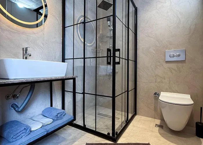 מלון Sky Luxe Konyaalti