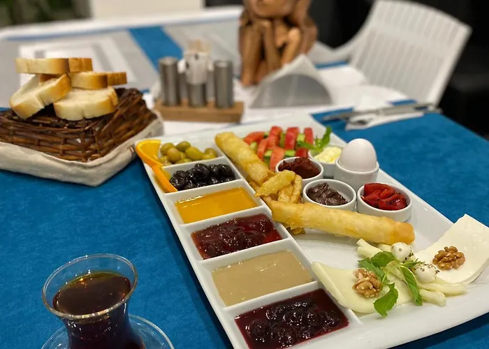 Sky Luxe Konyaalti 5*