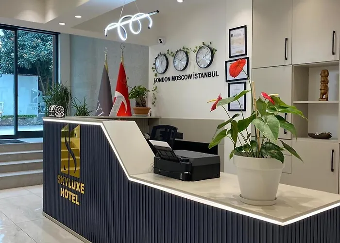 Sky Luxe Konyaalti מלון