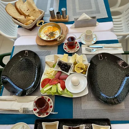 Hotel Sky Luxe Antália