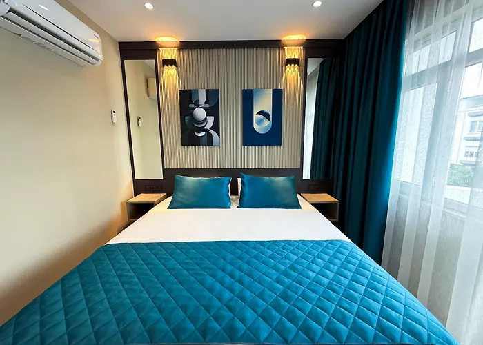 Sky Luxe Konyaalti Hotell