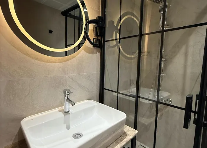 Sky Luxe Konyaalti Hotell