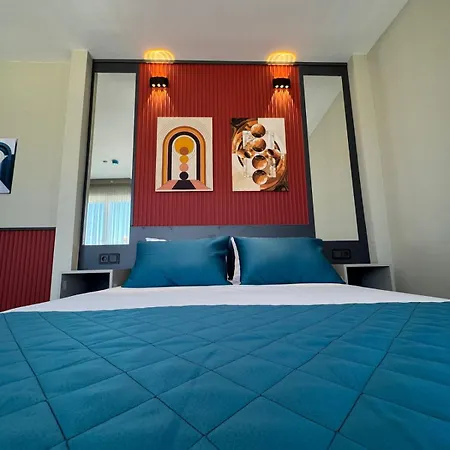 Sky Luxe Konyaalti 5* Antalya