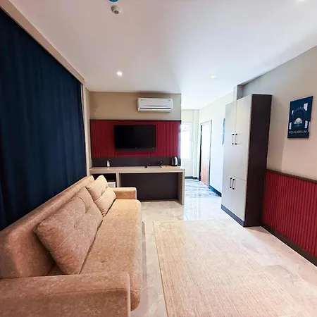 Sky Luxe Konyaalti